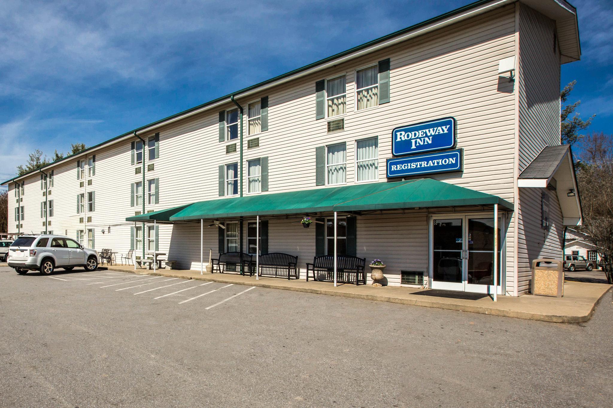 אשוויל Rodeway Inn מראה חיצוני תמונה