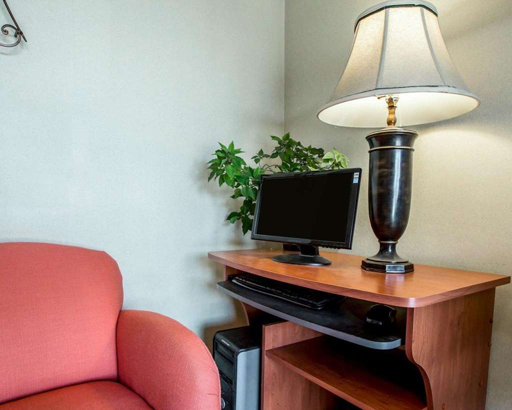 אשוויל Rodeway Inn מתקנים תמונה