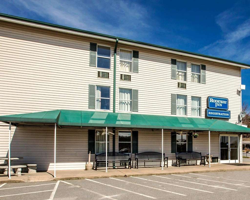 אשוויל Rodeway Inn מראה חיצוני תמונה
